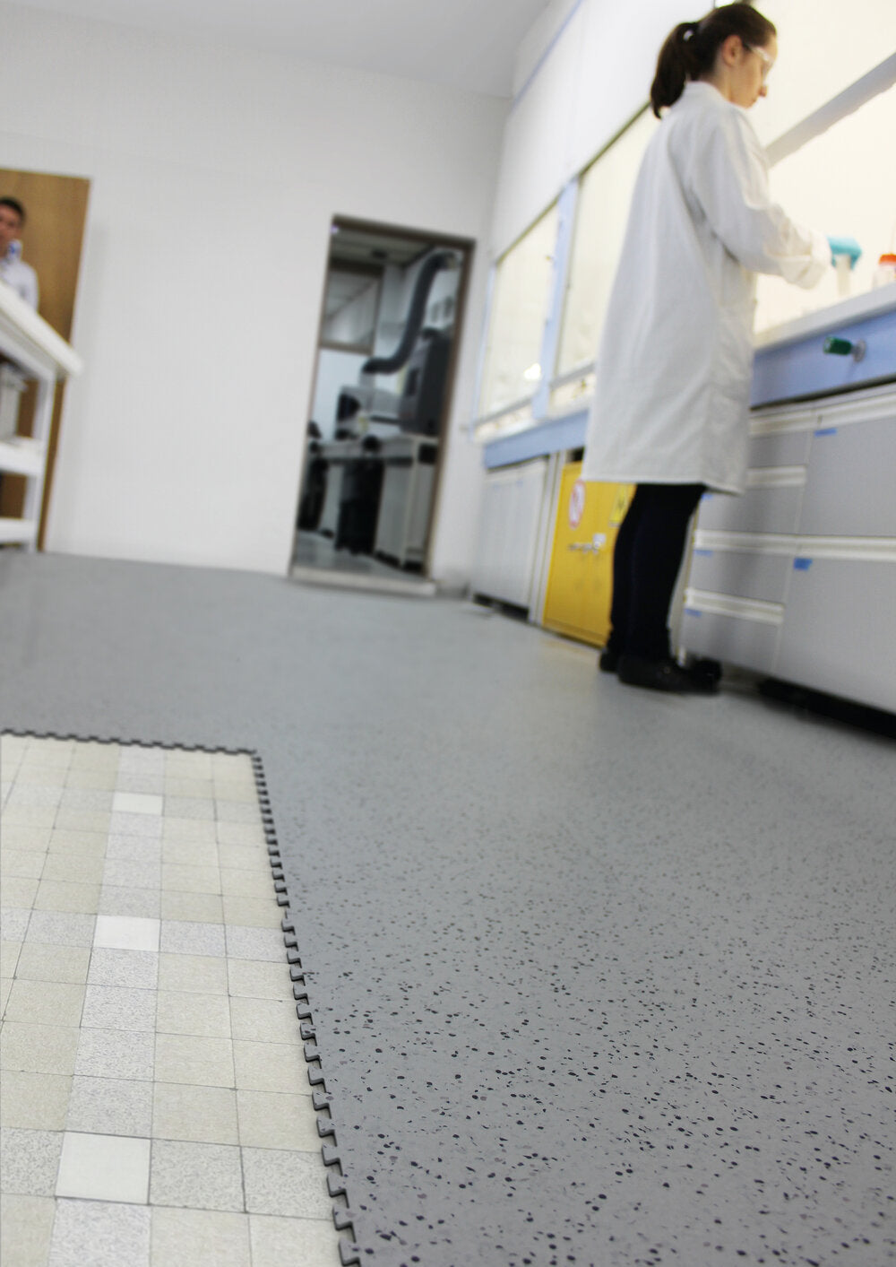Interlocking Dissipative ESD Tiles