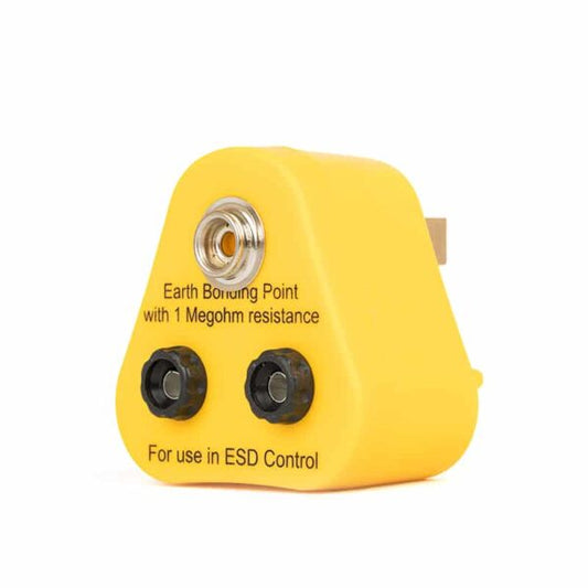 Earth bonding plug - 1 x 10mm stud + 2 x 4mm banana sockets