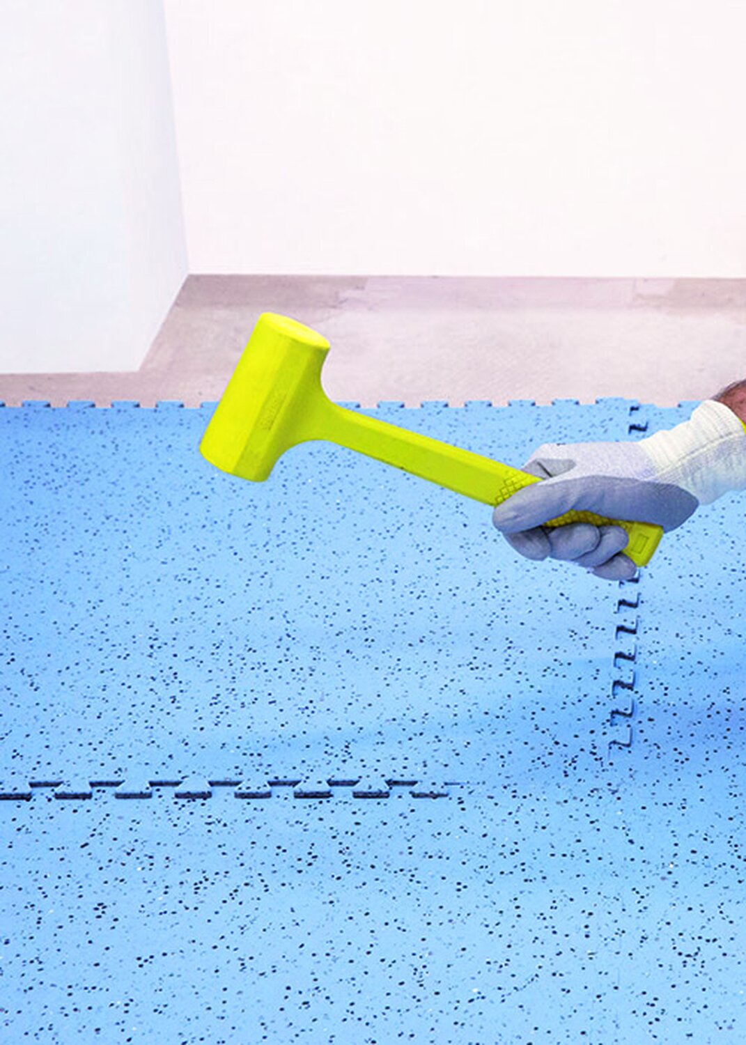 Interlocking Dissipative ESD Tiles