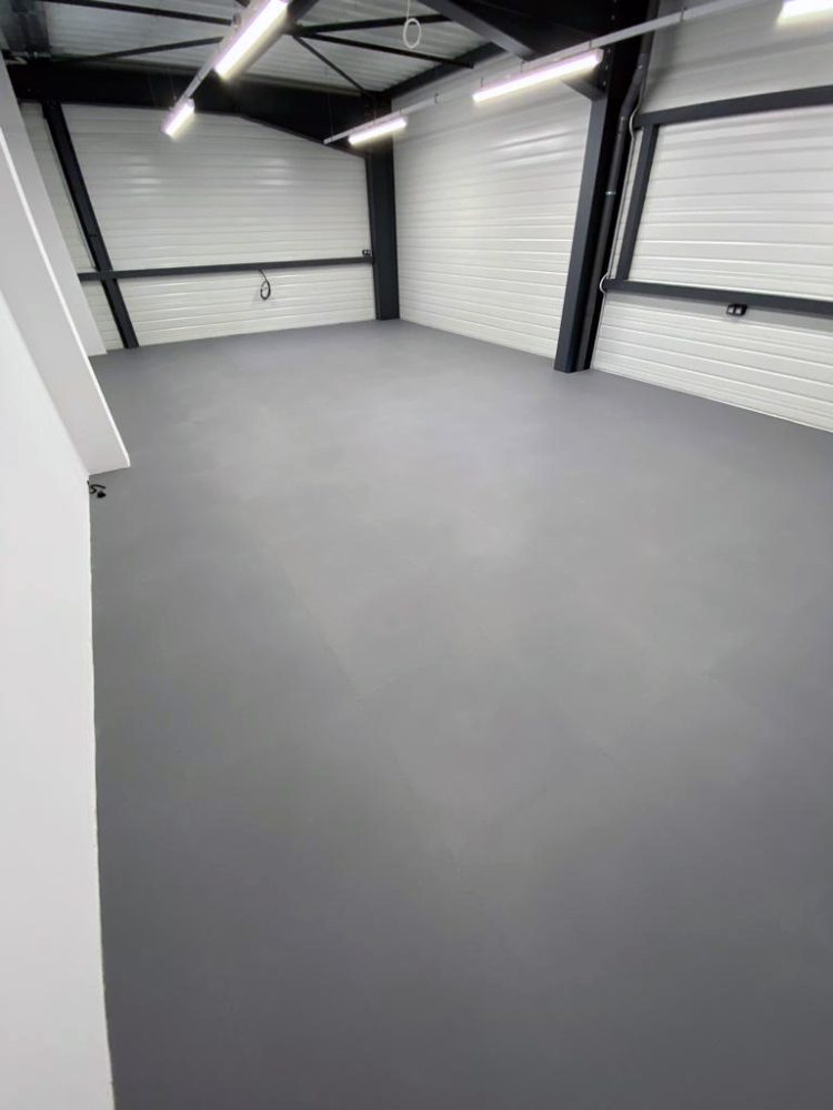 ESD Grey Interlocking Floor Tiles